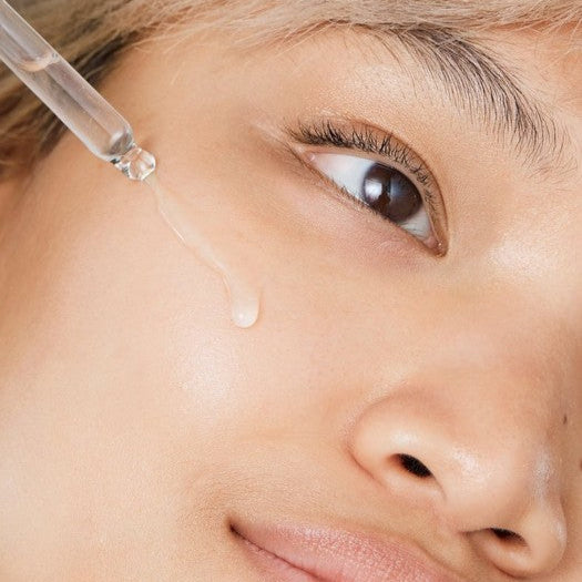 The Body Shop Vitamin C Glow Revealing Serum