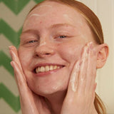 The Body Shop Tea Tree Skin Clearing Facial Wash