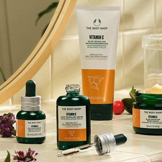 The Body Shop Vitamin C Glow Revealing Microdermabrasion